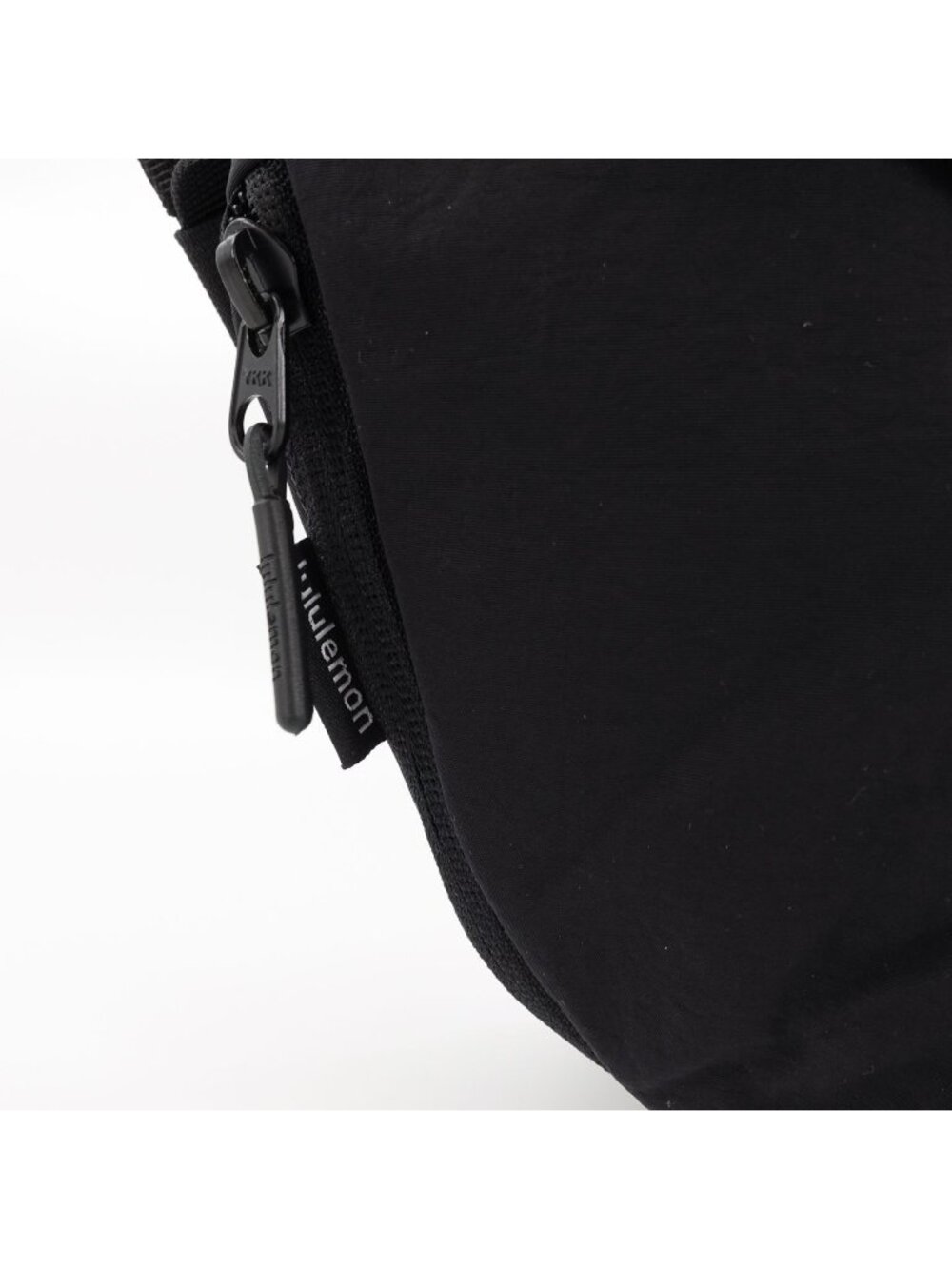 Lululemon Curved Crossbody 3L Black OS - Picture 14 of 16